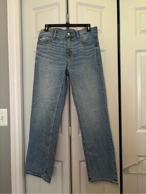American Eagle Women’s Straight-Leg Jeans